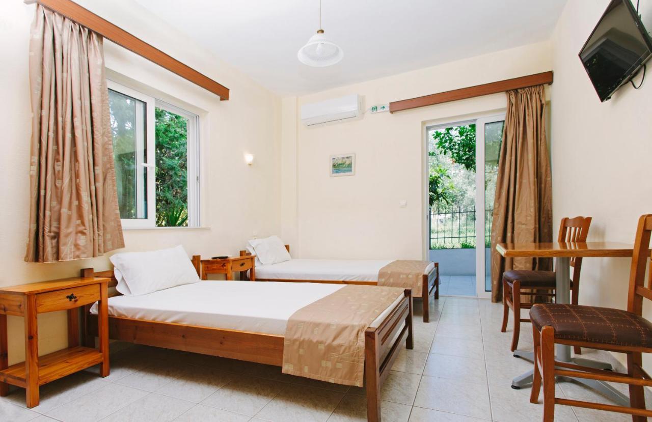 Hotel Loula Rooms And Apartments Камена-Вурла Екстер'єр фото