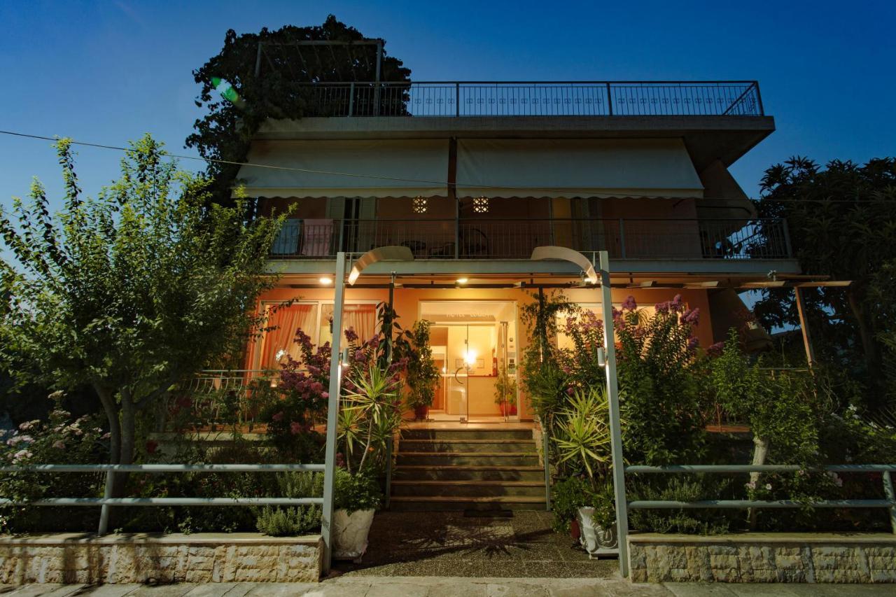 Hotel Loula Rooms And Apartments Камена-Вурла Екстер'єр фото