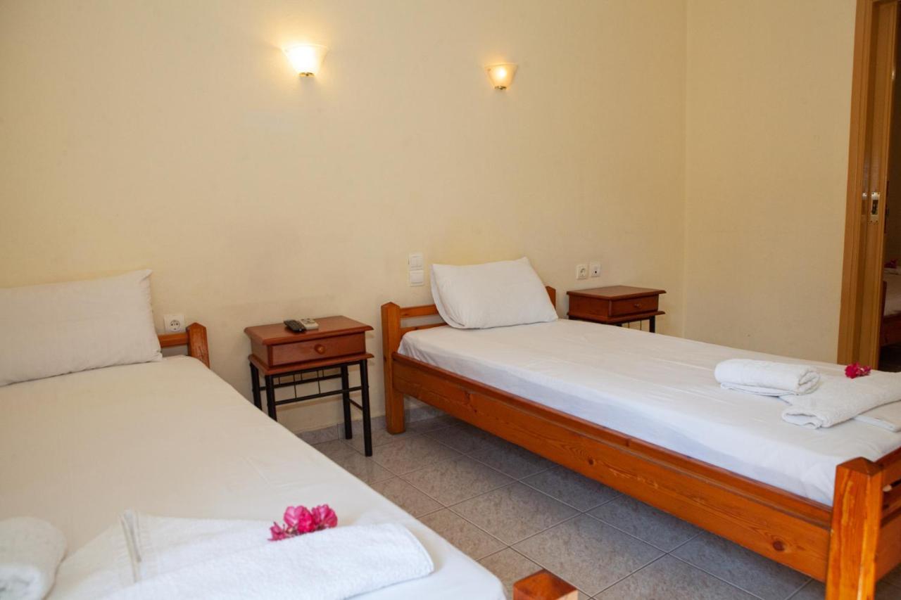 Hotel Loula Rooms And Apartments Камена-Вурла Екстер'єр фото
