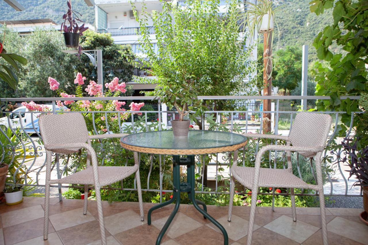 Hotel Loula Rooms And Apartments Камена-Вурла Екстер'єр фото